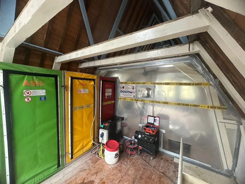 Decontaminatie-unit van ASH op locatie